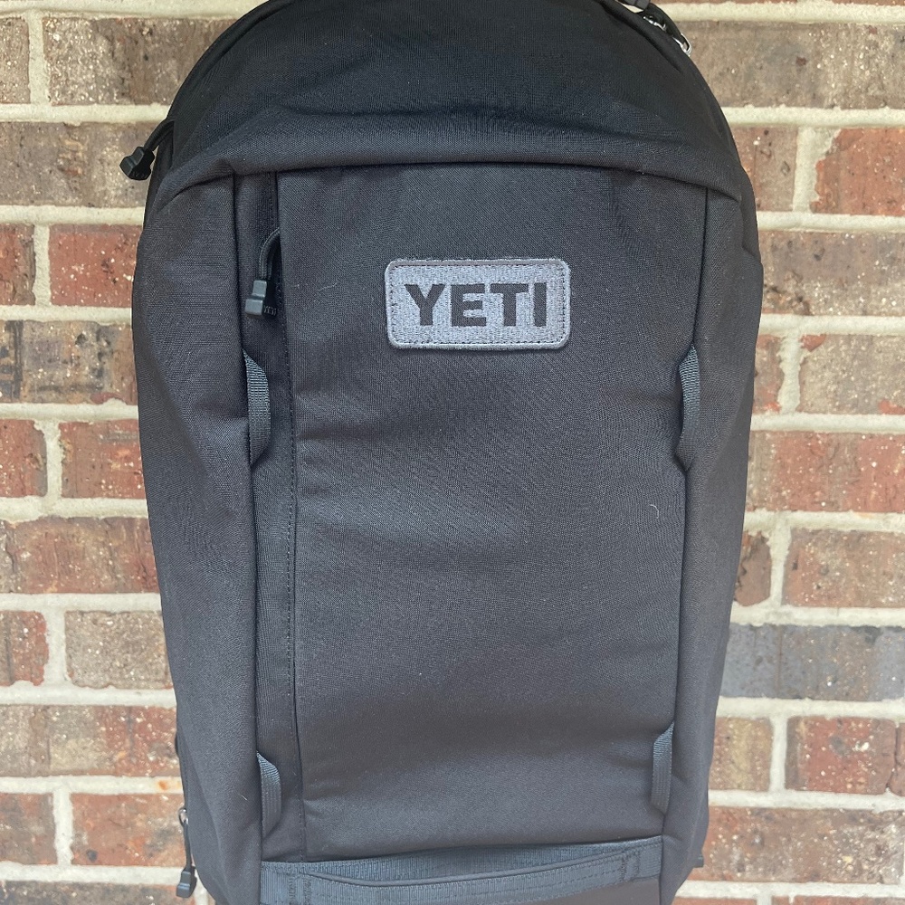 Yeti Crossroads Backpack 27L